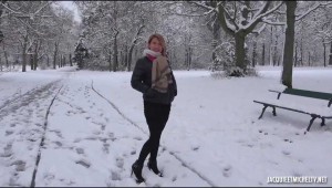 DP Laura - 41ans, deux lascars dans la neige.mp4_snapshot_01.17_[2018.02.25_23.58.56]