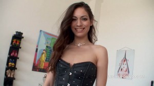 DP Arwen Gold - Discover the real Arwen Gold GIO129 GIO129.mp4_snapshot_00.09.932