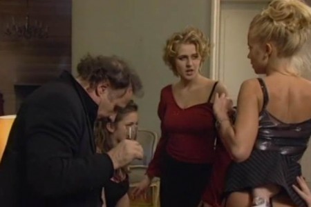 DP Delfynn Delage, Jane Darling, Valentina Valli, Sheherazade, Elza Brown - Top Models a louer (Femme Fatale) (2002).mkv_snapshot_01.31.447