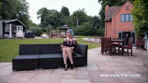 DP Misha Mayfair - debuts in Private with DP in the garden.mp4_snapshot_00.02_[2017.10.14_15.41.32]