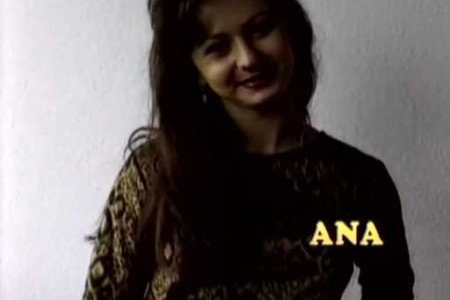 DP Ana Harnal - Penetration 4 (1997).avi_snapshot_00.09_[2018.12.06_15.04.13]