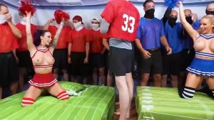 DP Danielle Renae, Mars Foxxx - 22 Football Players vs 2 Cheerleaders Gangbang - 1st Half.mp4_snapshot_01.49.500