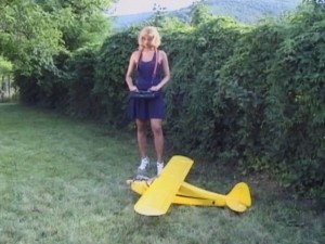 DP Caroline Cage - Weltklasse Ärsche 5 Scene 1 (AI Upscale).mkv_snapshot_00.01.414