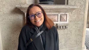 DP Olivia Del Rio - Olivia, 56 years old, a self-proclaimed cougar with an insatiable appetite.mp4_snapshot_04.16.160