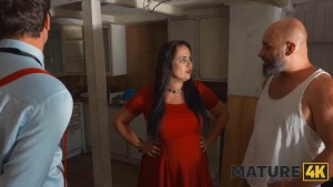 DP Ally Style - Guys Life.mp4_snapshot_02.40.835