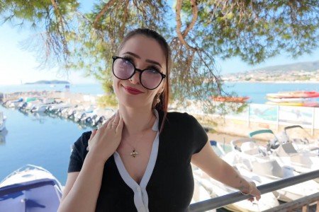 Kyneko de Paris – (JacquieEtMichelTV...
